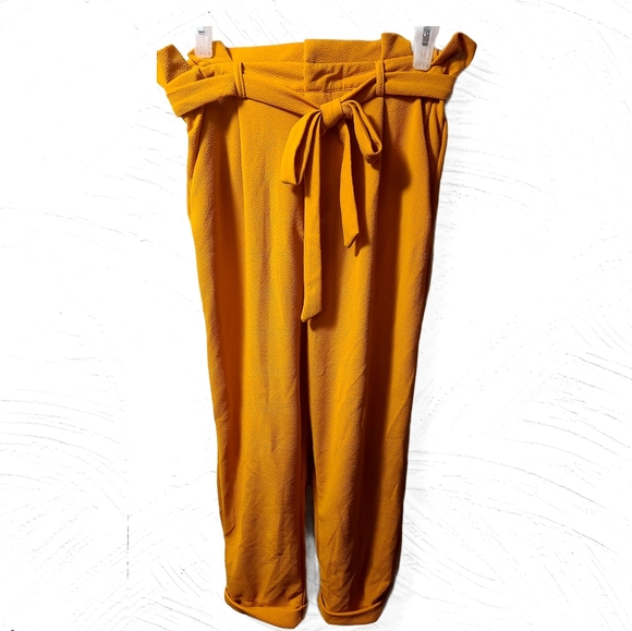 Dress pants - Picture 1 of 2